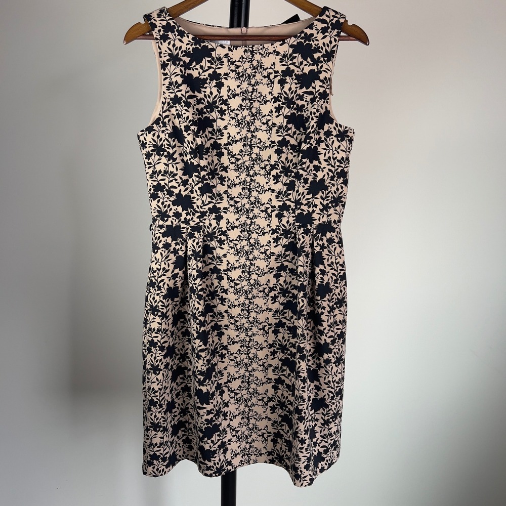 London Times Tan Black Floral Damask Sleeveless Sheath Dress 10 Boat Neck